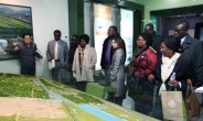 가나 환경부 장관, 수도권매립지관리공사 방문