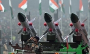 단숨에 7조원대 무기 구매…인도, 군비 확충 가속도