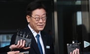 김부선, 이재명 명예훼손 고소 취하…이재명 정치생명 회복중