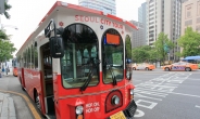 버스토랑을 아시나요? 서울시티투어버스 '달리는 레스토랑' 도입