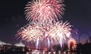 [포토뉴스] 한화, 세계 3대 불꽃축제 몬트리올 하늘 수놓다