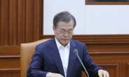 문재인 대통령 지지율, 첫 40% 붕괴…‘조국 사퇴’로 우호세력 이탈