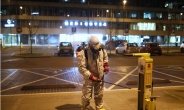 英 총리에 “의료진 보호장비 부족하다” 호소한 의사, 코로나19로 사망