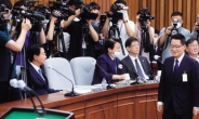박지원 “정치인 지우고 공무원”…통합, 학력·복무 의혹 맹공