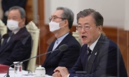 [속보]文대통령 “일부 교회, 적반하장…한국교회 신망 해친다”