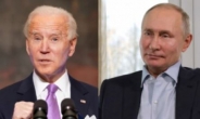 “러시아의 악의적 행동에 맞설 것” 바이든, 푸틴과 첫 통화서 강공
