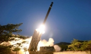 [속보] 軍 “北 단거리미사일 2발 발사…450㎞ 비행”