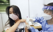 “코로나 백신 추가접종하면 면역원성 증가”