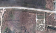 Possible mass graves near Mariupol shown in satellite images