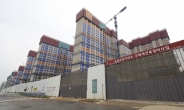 정부·서울시, ‘공사중단 사태’ 둔촌주공 재건축조합 합동점검 나선다