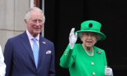 [Newsmaker] Queen marks 70 years, vows to keep serving