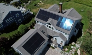 바이든, 태양광 패널 생산 확대 위해 국방물자생산법 발동