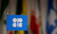 “기름값 너무 떨어지네”… OPEC+ 자발적 감산에 정유주 다시 주목! [투자360]