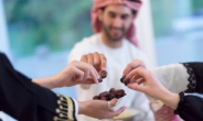 카타르도 즐기는 ‘만수르 간식’, 글로벌 ‘핫 트렌드’ 됐다 [식탐]