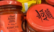 유럽 대형마트에서 판매하는 김치 제품 설명에...‘중국 기원’?