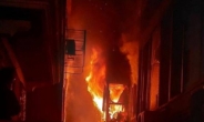 외국인 남매 4명 화재로 사망…두살배기 막내와 부모는 병원으로 이송