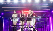 블랙핑크, K-팝 걸그룹 최초 유럽 스타디움 입성