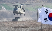 [헤럴드pic] 부교 운반하는 CH-47 치누크