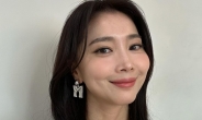 배우 오윤아 “종양 1.9cm, 수술뒤 7~8개월 목소리 안 나왔다” 갑상선암 극복