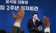 [속보] 尹 “연금개혁, 22대 국회로 넘겨야…임기 내 확정 위해 적극 협력”