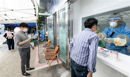 코로나 19 감염 확산…광주·전남 하루 54명 확진