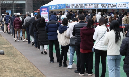 하루 확진자 2만명 앞둔 광주·전남