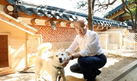 문재인 반납 풍산개, 광주 우치공원 키울지 문의…대통령기록관