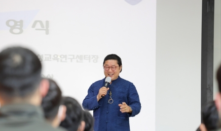 ‘웃음박사’ 김영식 남부대 교수, 군부대 특강 호응