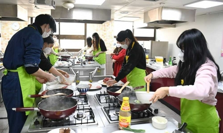 호남대, 유학생 대상 ‘한국 명절음식 만들기’ 특강