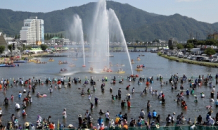 장흥 물 축제 개막… 무더위는 물러가라
