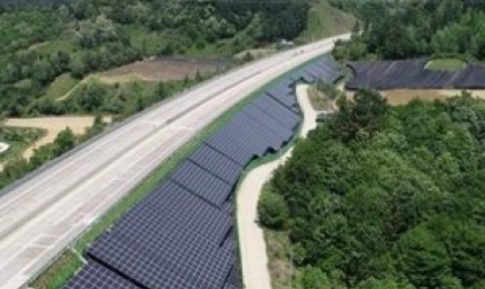 남해고속도로 순천 구간 유휴부지에 태양광발전소 건립