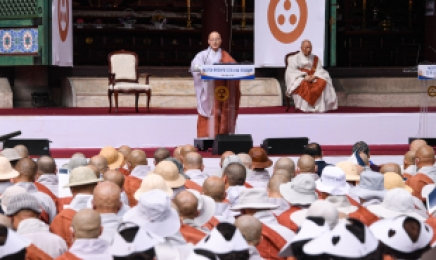 총무원장 진우스님  “신뢰받는 불교, 불교중흥 열어나갈 것”