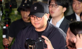 김호중 “경찰이 날 먹잇감으로 던져”…6시간 귀가 거부 이유? “마지막 자존심”
