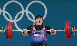 역도 박혜정, 동아시아대회서 2위…1위는 중국 신예 리옌 차지