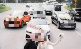 [영상] 도로 막고 기념촬영…교통정체 유발한 웨딩카 행렬에 비난 폭주