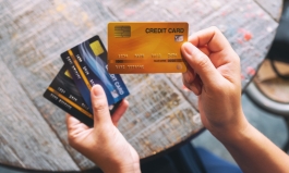 무이자 할부 없앴더니 카드 수수료 수익만 25% 늘었다…할부 수수료로 돈 번 카드사들[머니뭐니]