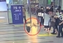 [영상] ‘포메’ 가방에 넣고 힘껏 내려쳐…평택역 학대男 수사