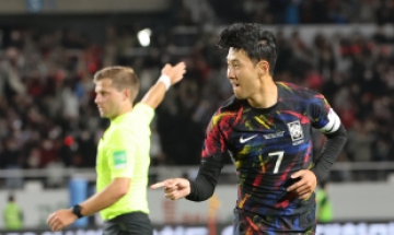 한국, 코스타리카와 2-2…손흥민 프리킥 동점골