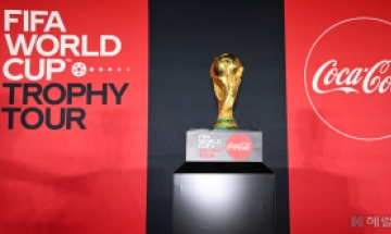 “우크라, 2030 월드컵 유치 도전”…스페인·포르투갈 손잡나