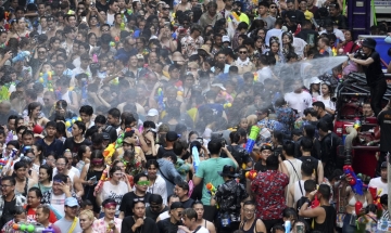 태국 '송끄란 축제'에 외국인 190만명 몰렸다…한국 5위