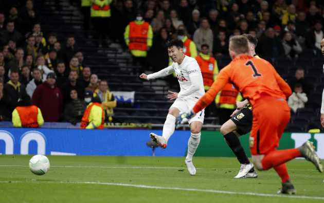 Son Heung-min scores in Conte&#39;s Tottenham coaching debut