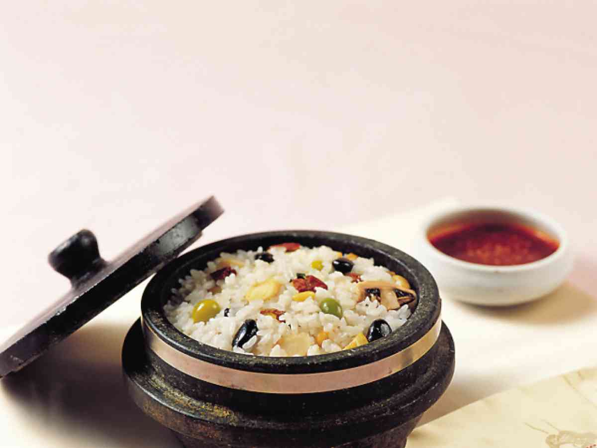 Savor 40 Years of Korean Culinary Excellence with 'BanYa Stone Pot Rice