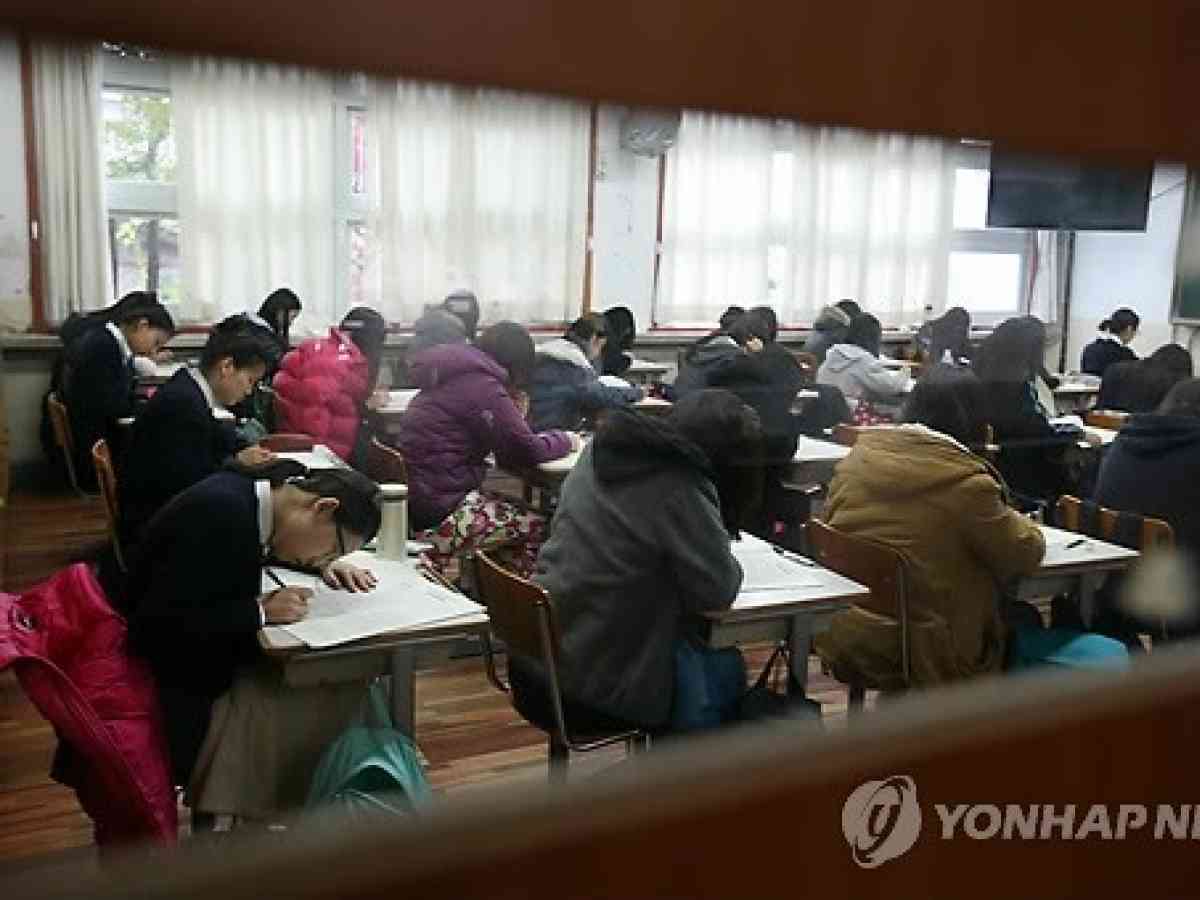 How much sleep do Korean students get?