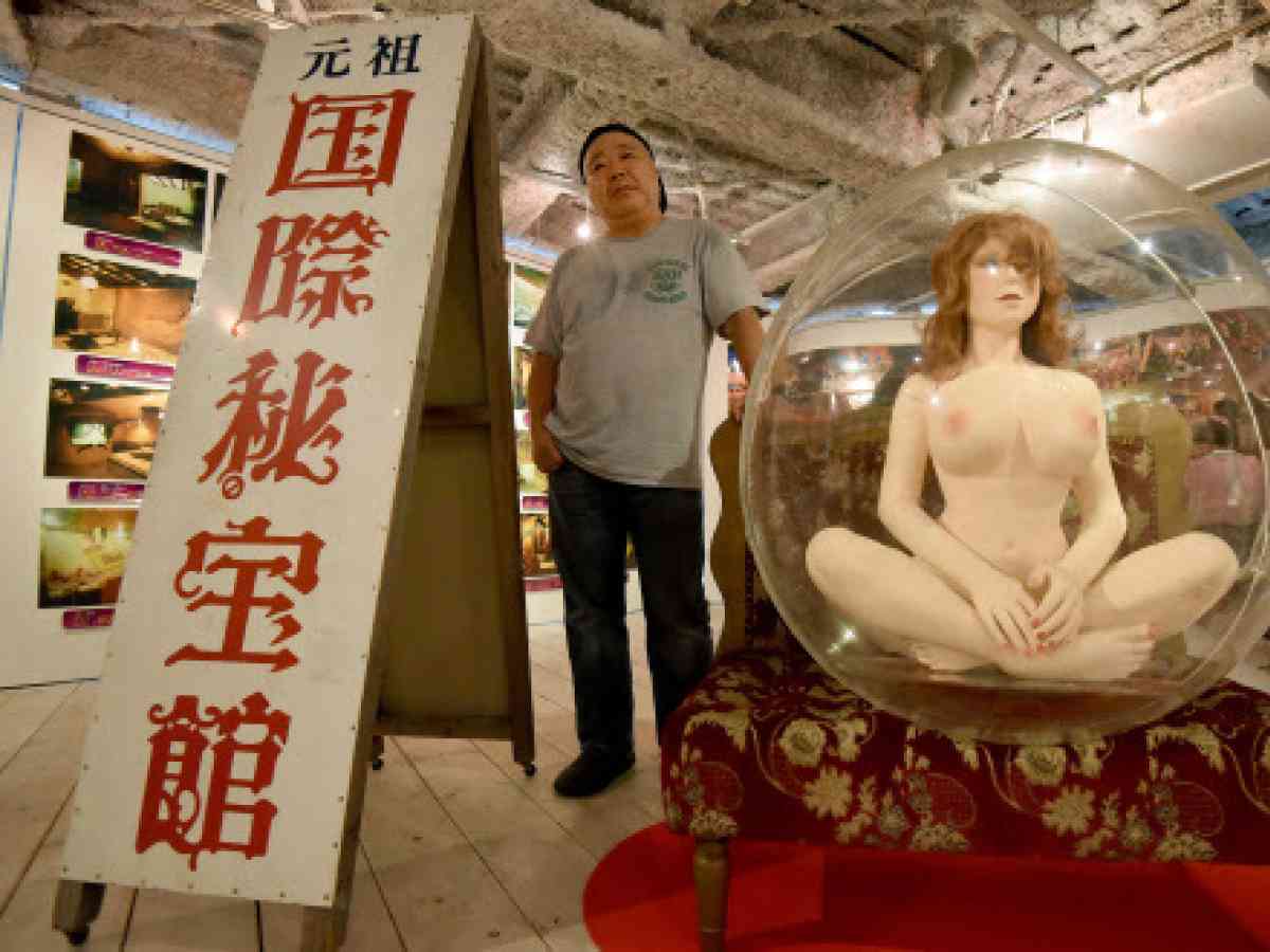 Japan exhibition mourns fading sex culture