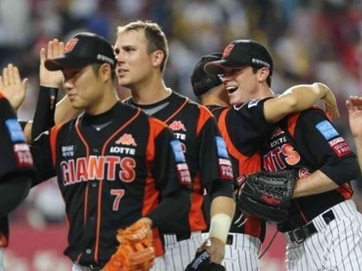 Twins beat Giants to open highly-anticipated KBO series