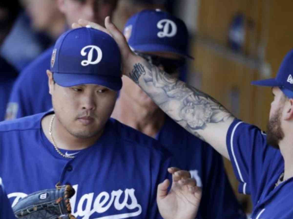 Dodgers Introduce Hyun-jin Ryu