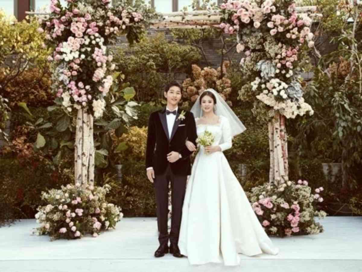 Song Joong-ki seeks divorce settlement to end marriage with Song Hye-kyo  [VIDEO] - The Korea Times