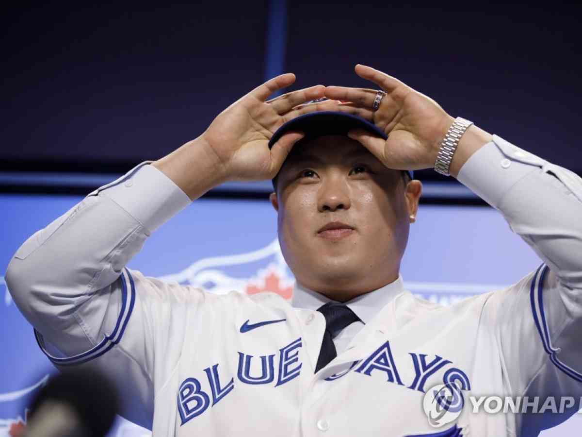 Newest Blue Jay Ryu Hyun-jin brought No. 99 back to Canada: agent