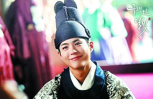 Park Bo-gum is now the national Prince Charming of Korea!