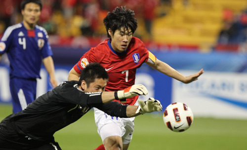 Park Ji-sung may be playing in their final national team match. (Yonhap News)